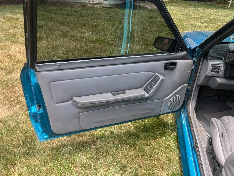 1993 Ford Mustang 3rd Gen - Image 7 of 9