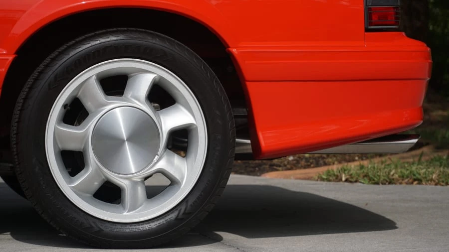 1993 Ford Mustang 3rd Gen - Image 9 of 31