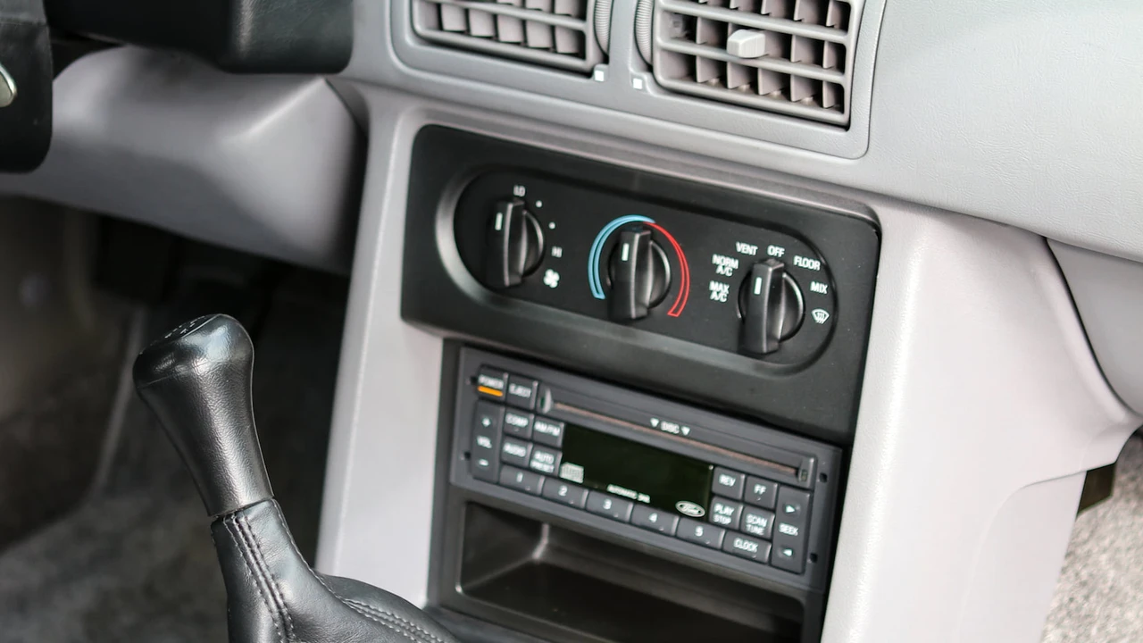 1993 Ford Mustang 3rd Gen - Image 22 of 31