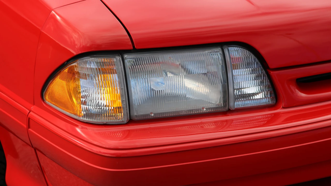1993 Ford Mustang 3rd Gen - Image 6 of 31