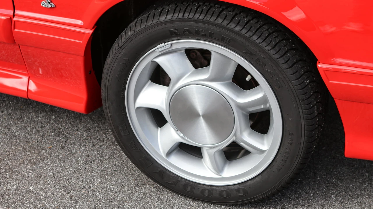 1993 Ford Mustang 3rd Gen - Image 8 of 31