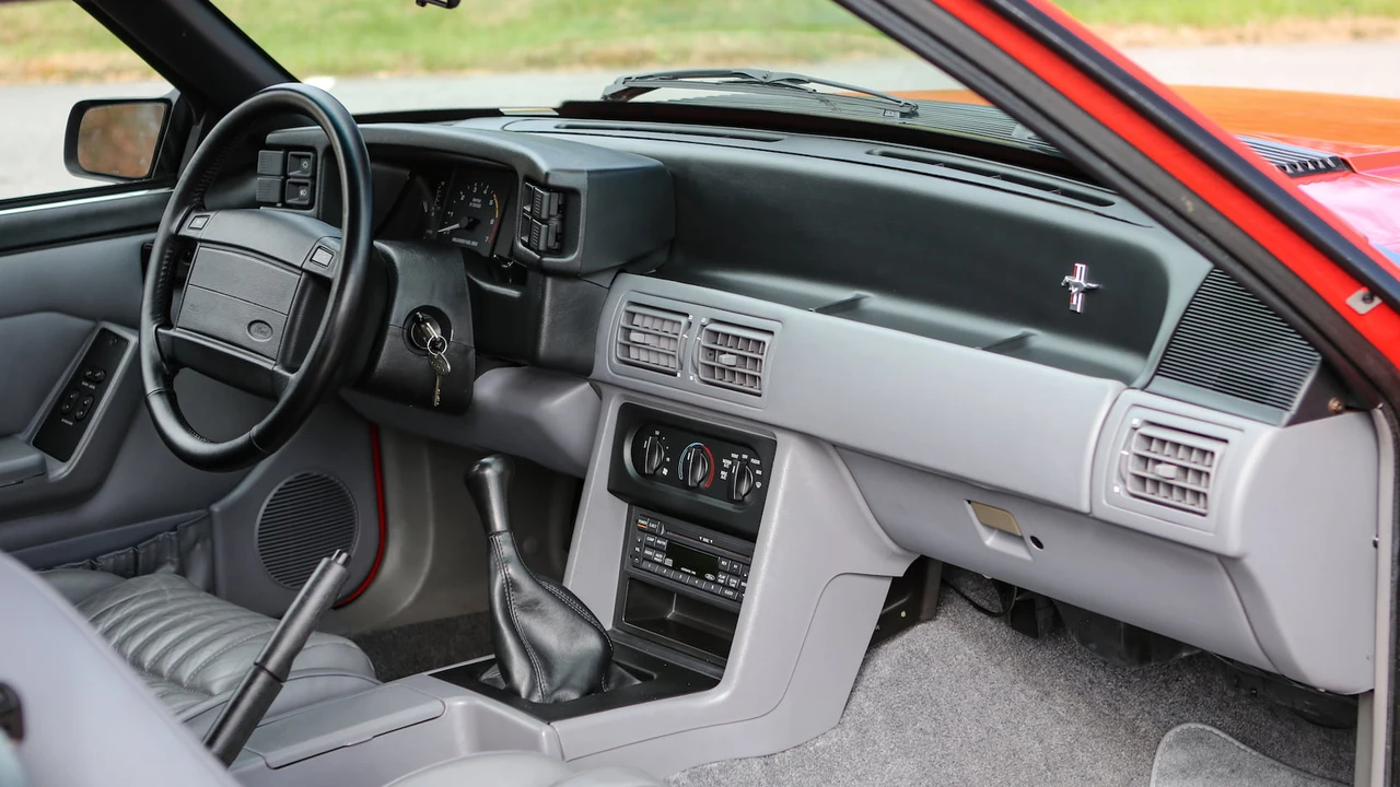 1993 Ford Mustang 3rd Gen - Image 20 of 31