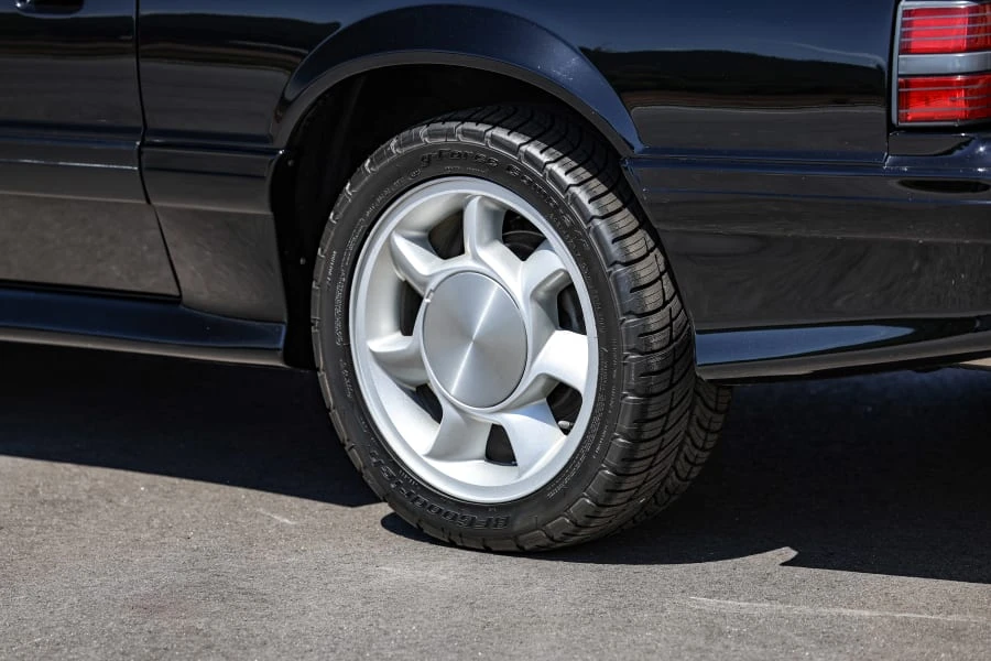 1993 Ford Mustang - Image 15 of 31