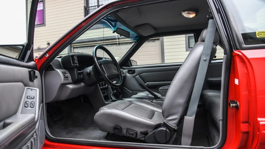 1993 Ford Mustang 3rd Gen - Image 4 of 20