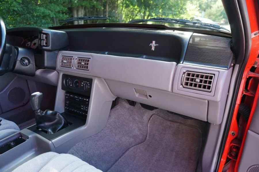 1993 Ford Mustang 3rd Gen - Image 6 of 31