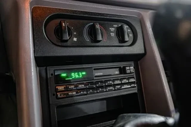 1993 Ford Mustang Cobra R 3rd Gen - Image 10 of 20