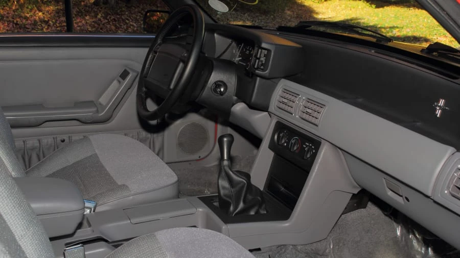 1993 Ford Mustang Cobra R 3rd Gen - Image 5 of 12