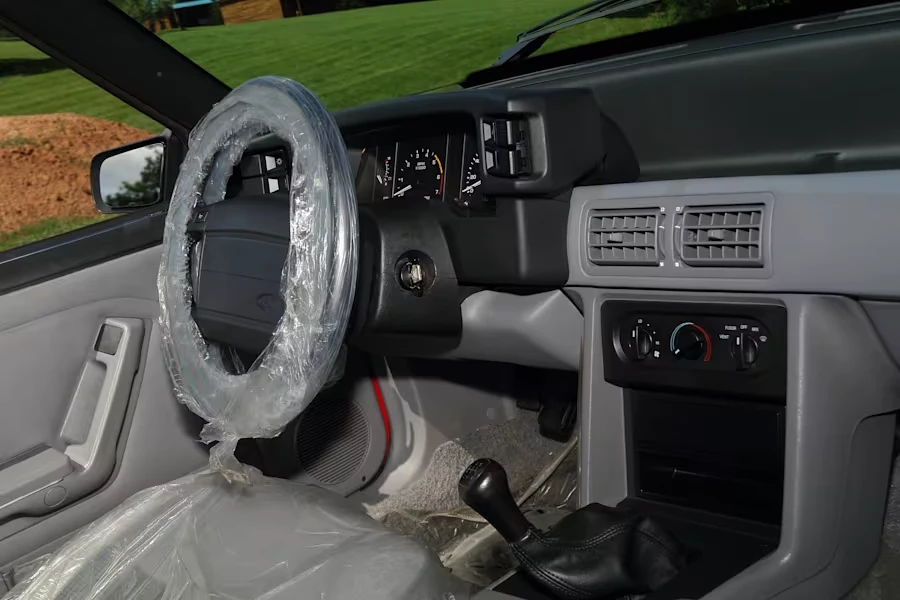 1993 Ford Mustang Cobra R 3rd Gen - Image 27 of 31
