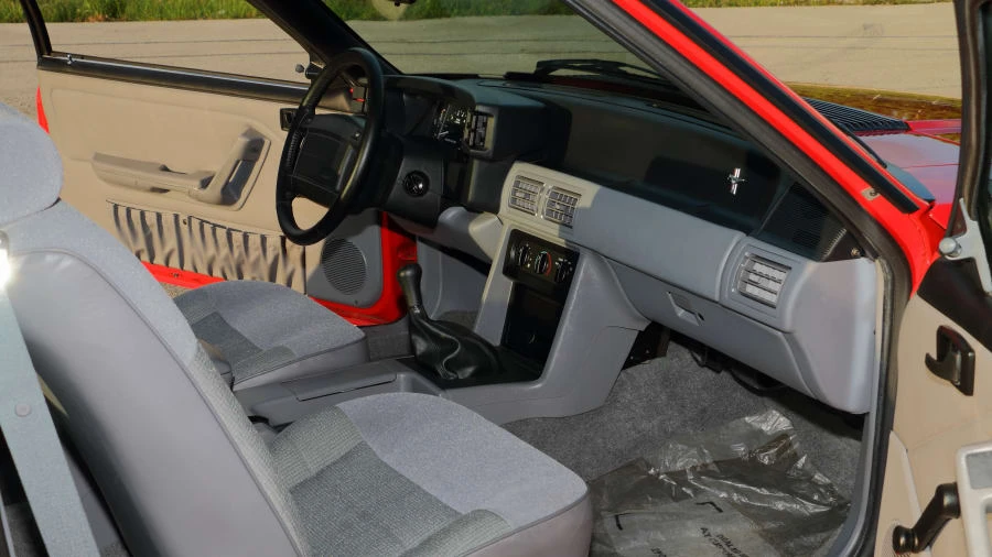 1993 Ford Mustang Cobra R 3rd Gen - Image 5 of 12