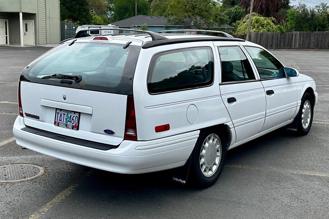 1993 Ford Taurus 2nd Gen - Image 4 of 31
