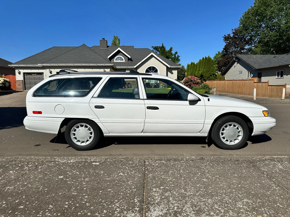 1993 Ford Taurus 2nd Gen - Image 18 of 31