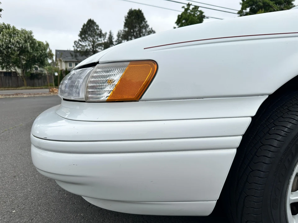 1993 Ford Taurus 2nd Gen - Image 29 of 31