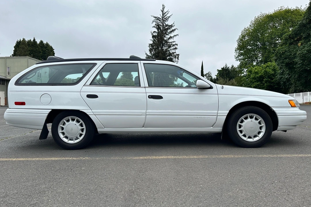 1993 Ford Taurus 2nd Gen - Image 3 of 31