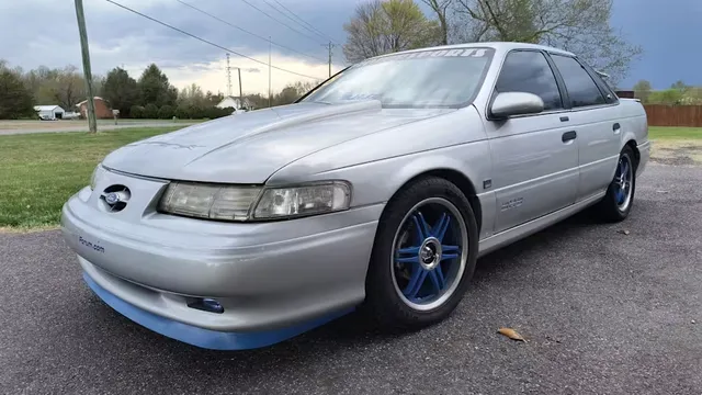 1993 Ford Taurus SHO