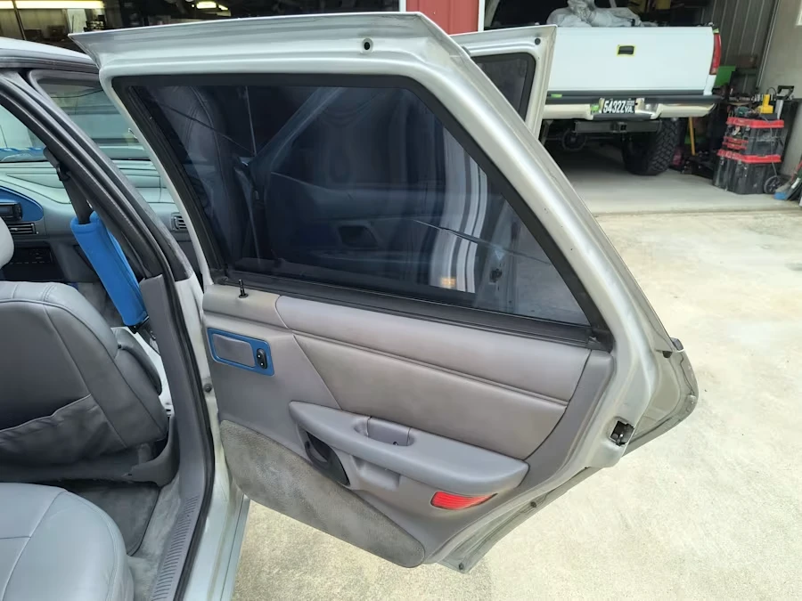 1993 Ford Taurus SHO 2nd Gen - Image 15 of 31