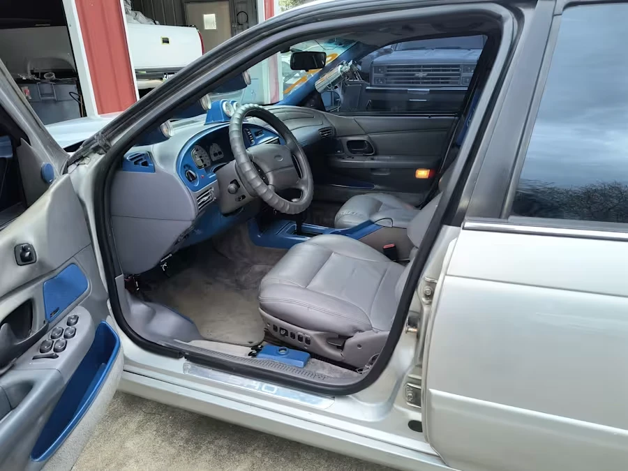 1993 Ford Taurus SHO 2nd Gen - Image 11 of 31