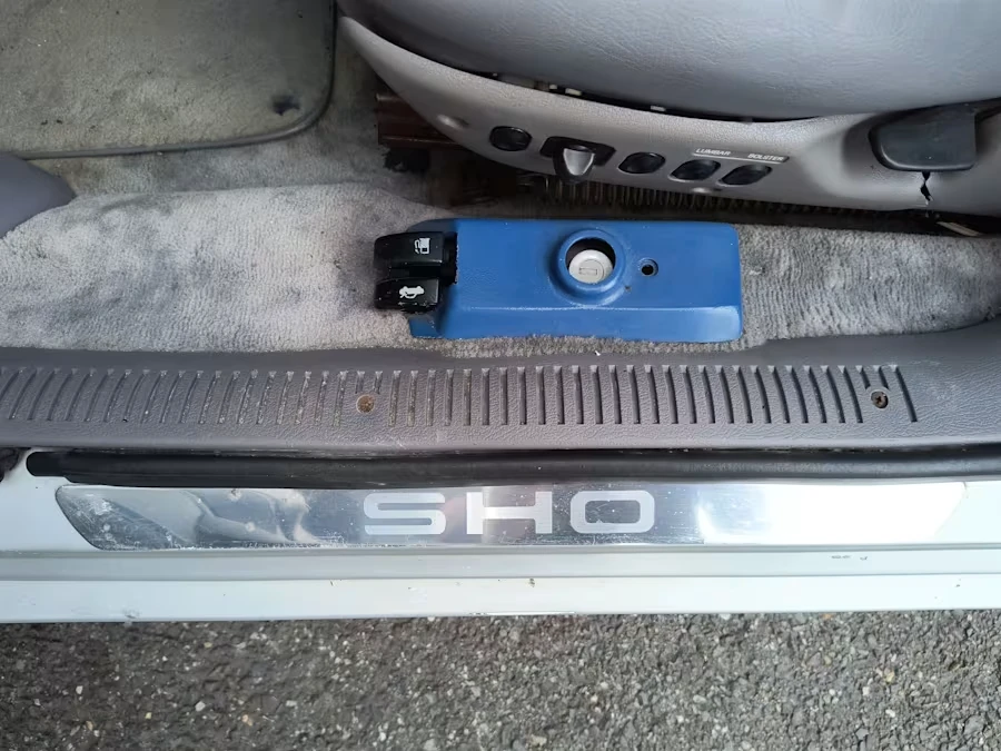 1993 Ford Taurus SHO 2nd Gen - Image 26 of 31