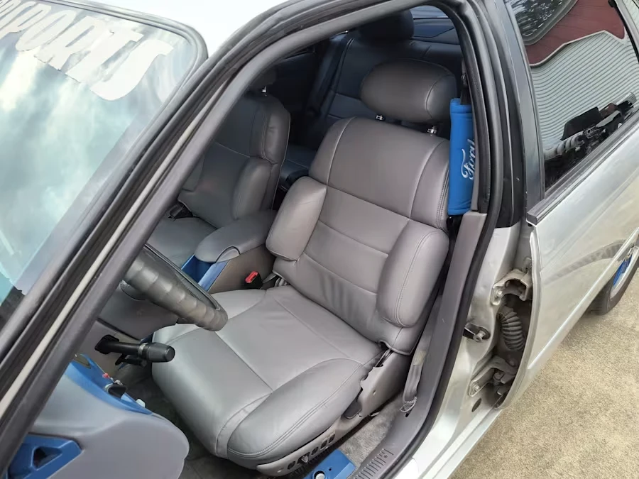 1993 Ford Taurus SHO 2nd Gen - Image 14 of 31