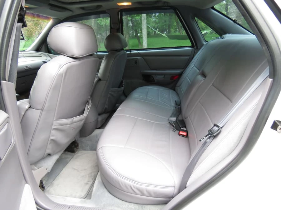 1993 Ford Taurus SHO 2nd Gen - Image 5 of 8