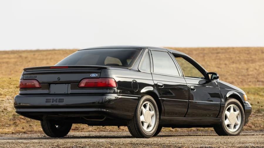 1993 Ford Taurus SHO 2nd Gen - Image 15 of 22