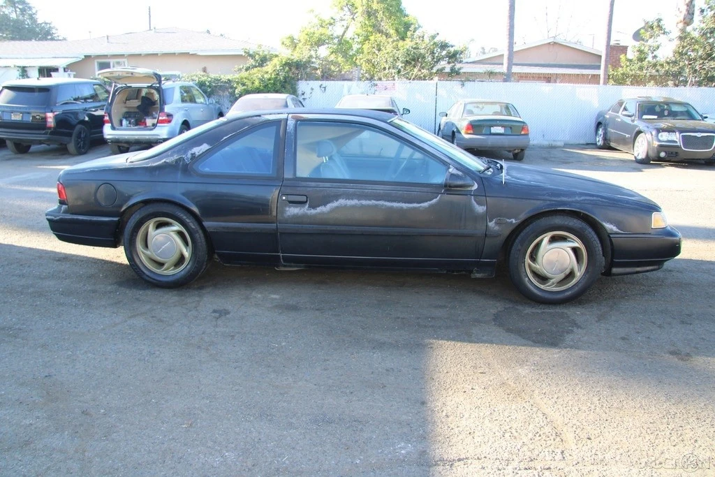1993 Ford Thunderbird 10th Gen - Image 9 of 21