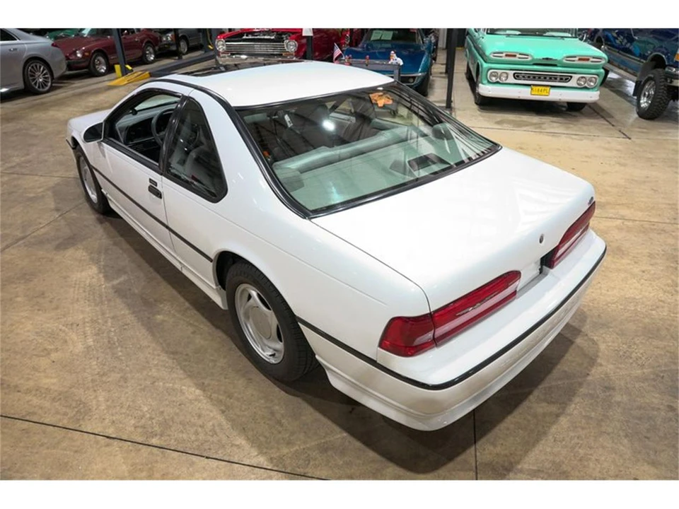 1993 Ford Thunderbird 10th Gen - Image 16 of 31