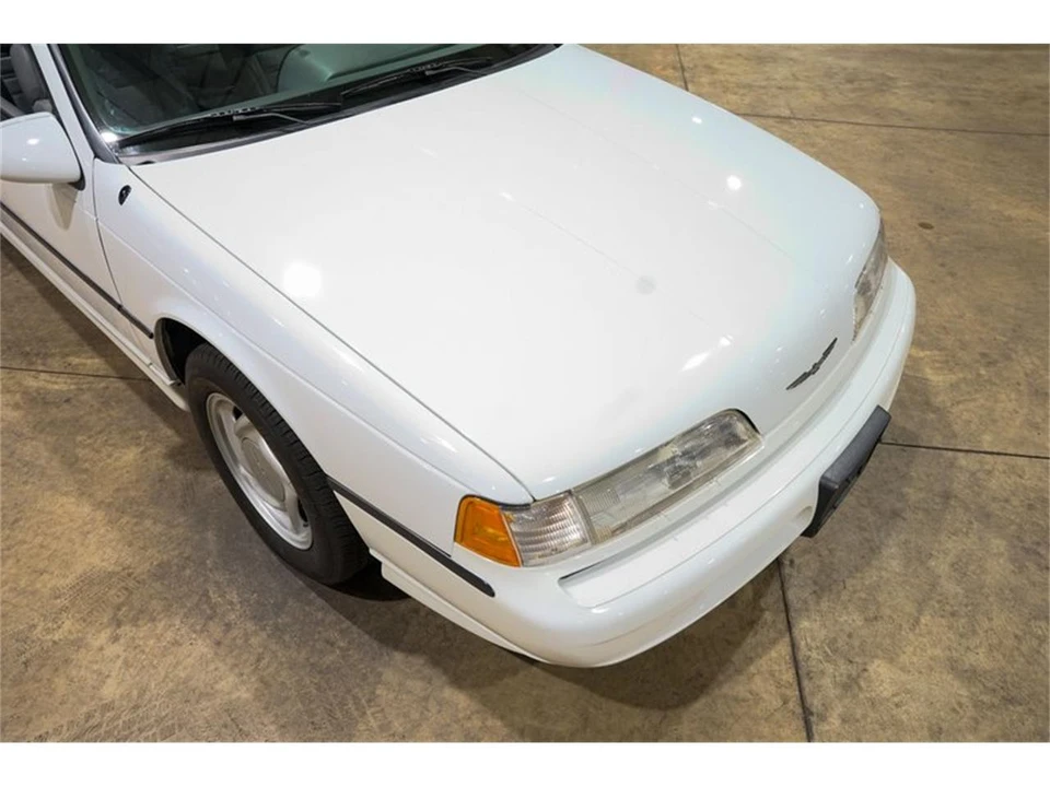 1993 Ford Thunderbird 10th Gen - Image 18 of 31