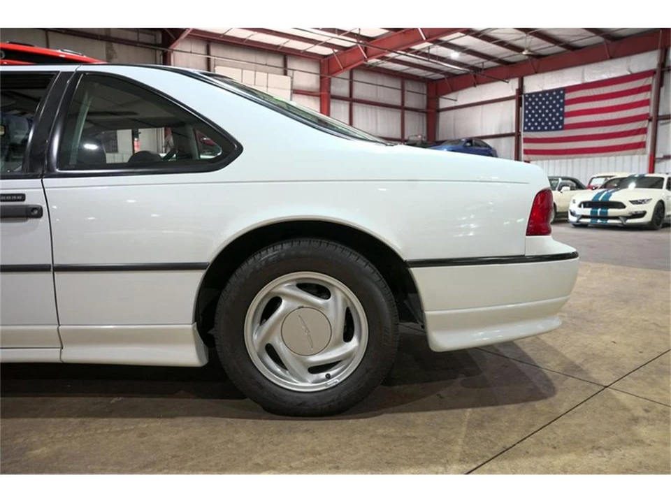 1993 Ford Thunderbird 10th Gen - Image 5 of 31