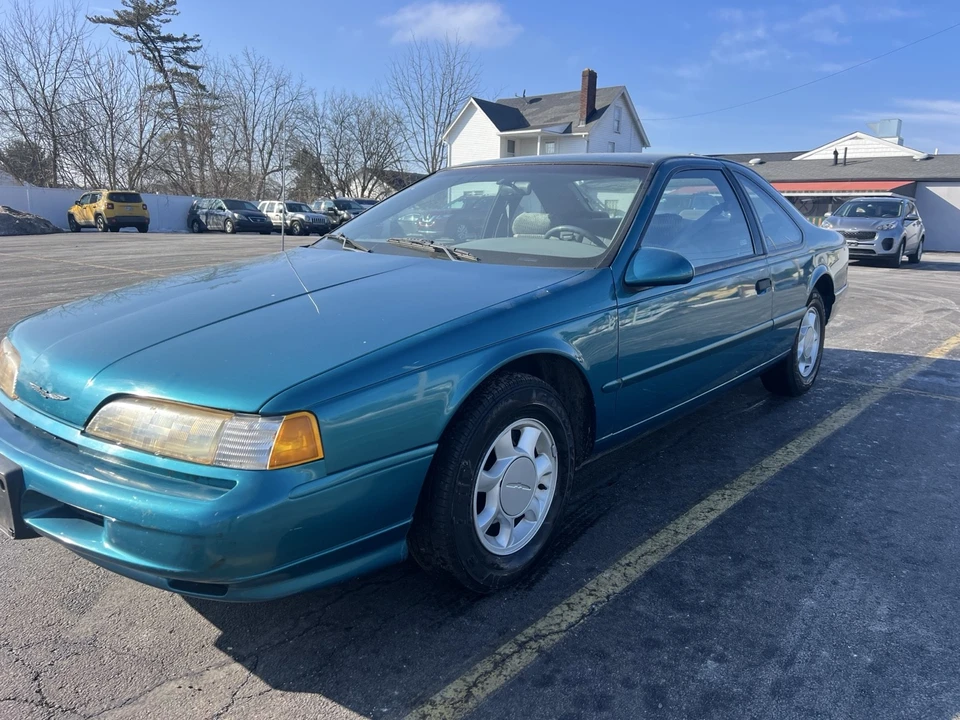 1993 Ford Thunderbird 10th Gen - Image 2 of 25