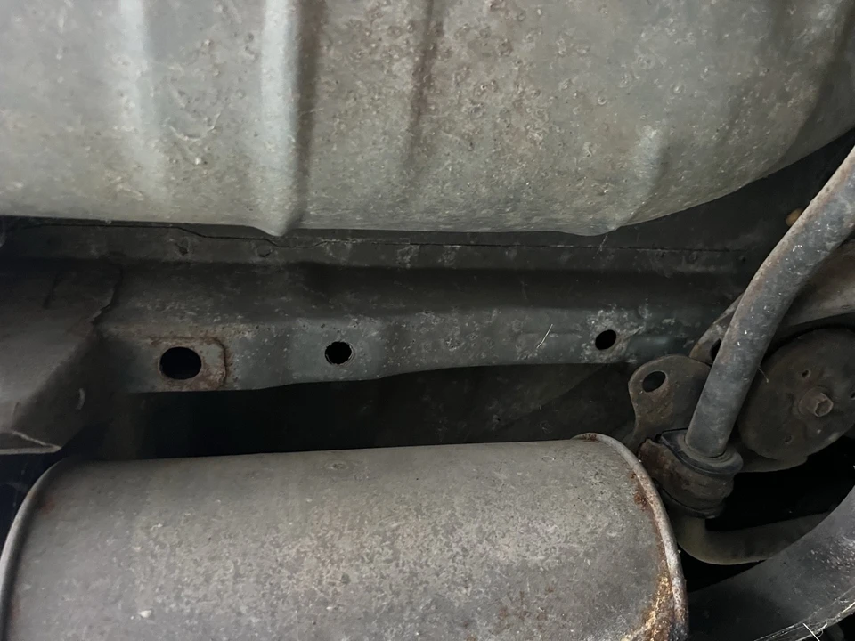 1993 Ford Thunderbird 10th Gen - Image 21 of 25