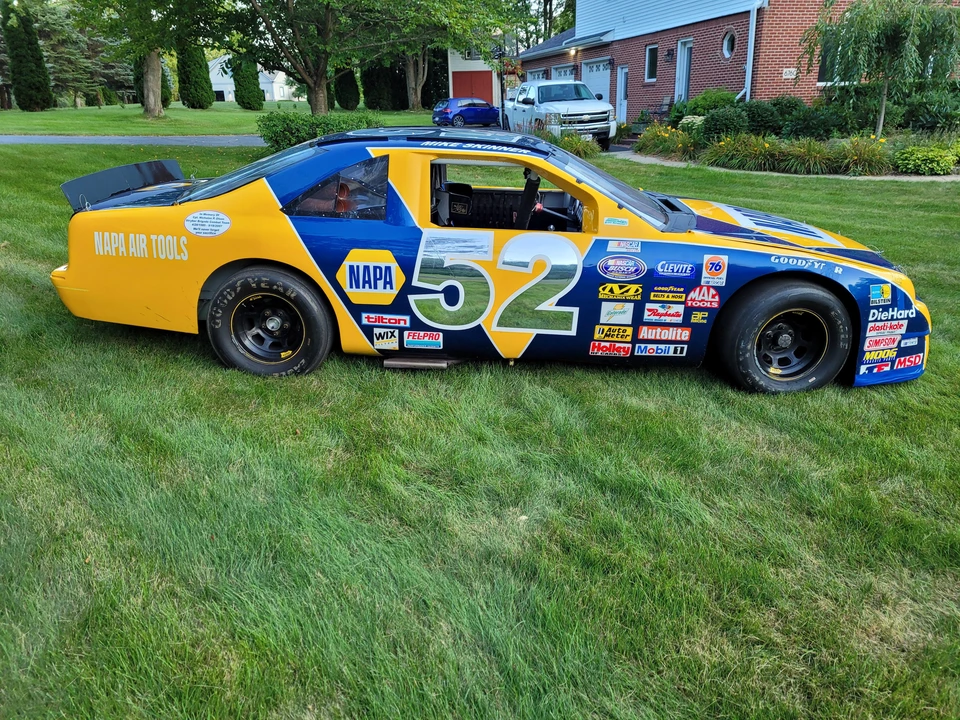 1993 Ford Thunderbird 10th Gen - Image 11 of 31