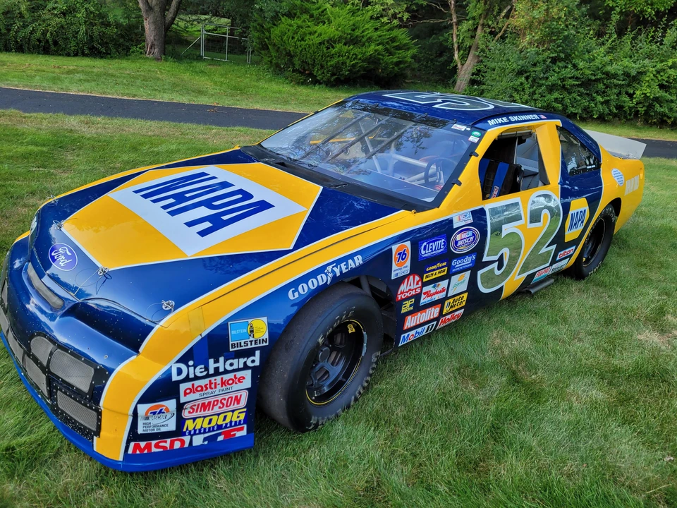 1993 Ford Thunderbird 10th Gen - Image 8 of 31