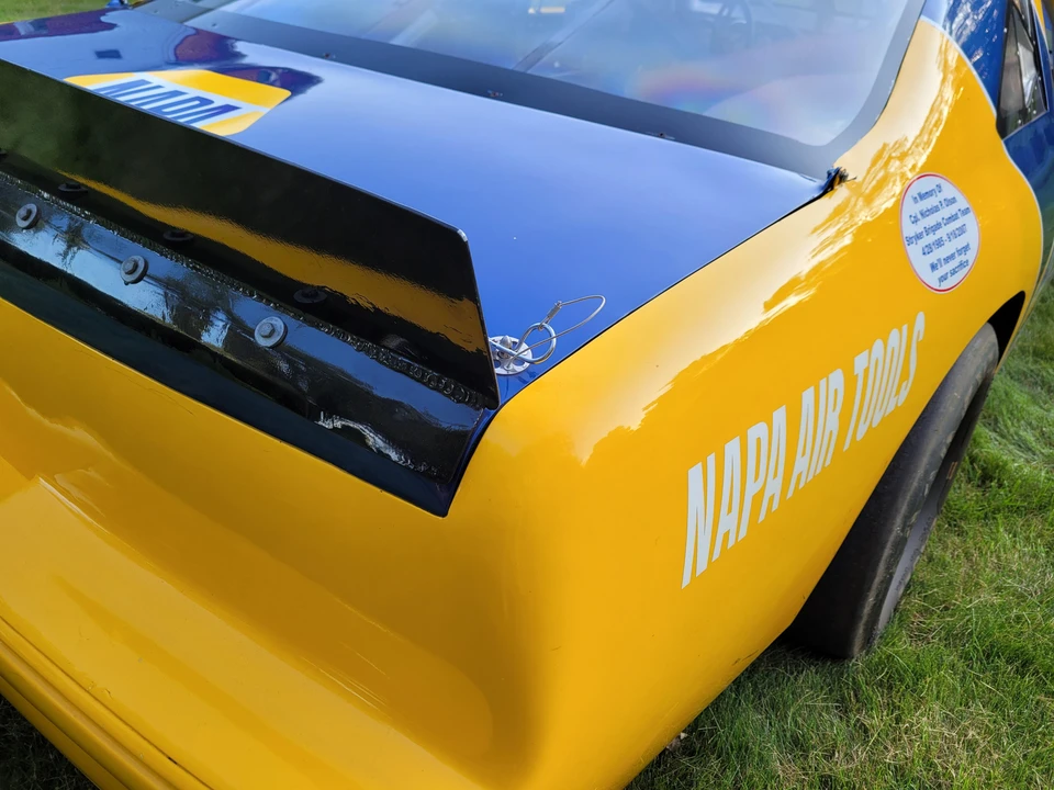 1993 Ford Thunderbird 10th Gen - Image 24 of 31