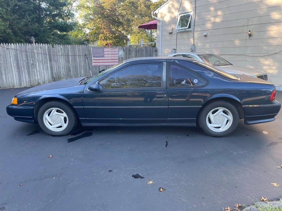 1993 Ford Thunderbird 9th Gen - Image 2 of 20