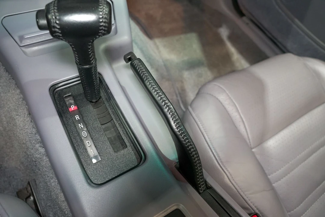 1993 Ford Thunderbird 10th Gen - Image 29 of 31