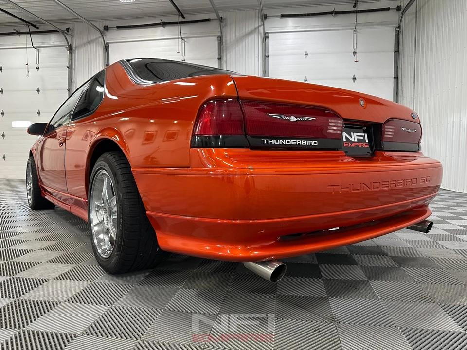 1993 Ford Thunderbird 10th Gen - Image 21 of 31