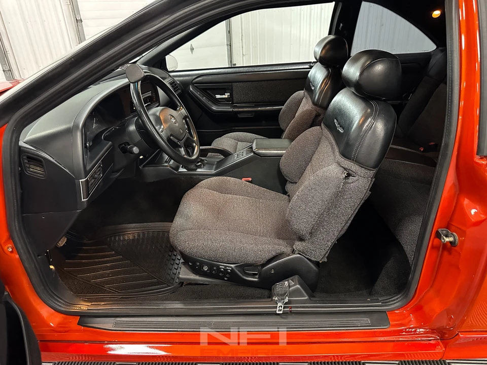 1993 Ford Thunderbird 10th Gen - Image 30 of 31