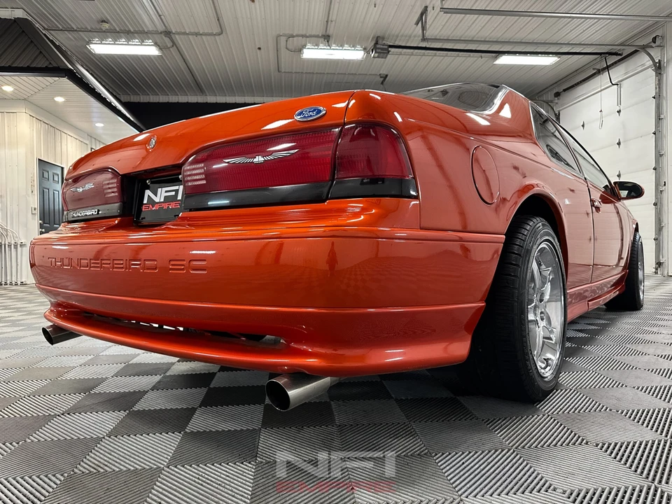 1993 Ford Thunderbird 10th Gen - Image 19 of 31
