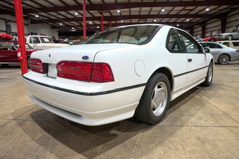 1993 Ford Thunderbird - Image 9 of 31