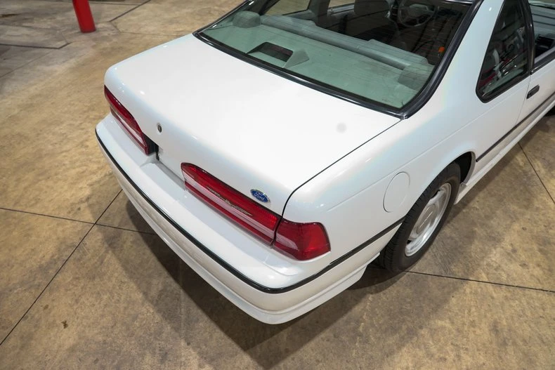 1993 Ford Thunderbird - Image 21 of 31