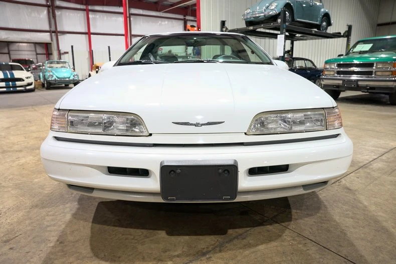 1993 Ford Thunderbird - Image 14 of 31