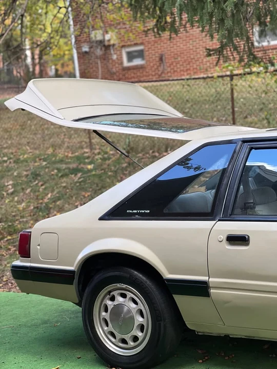 1993 Ford Mustang 3rd Gen - Image 3 of 17