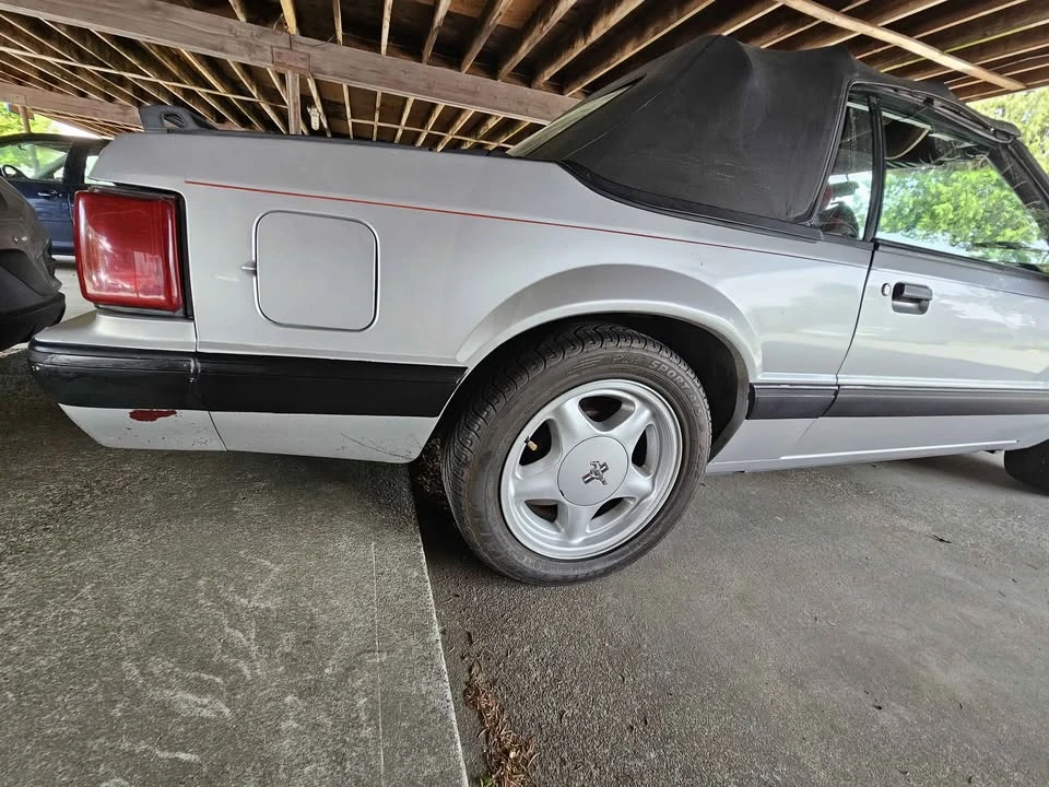 1993 Ford Mustang 3rd Gen - Image 4 of 15