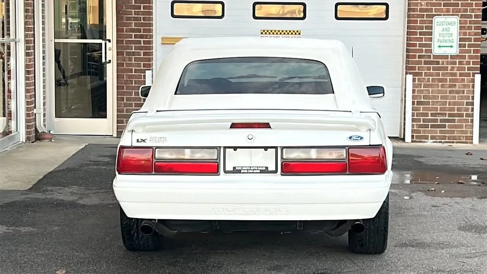 1993 Ford Mustang 3rd Gen - Image 10 of 20