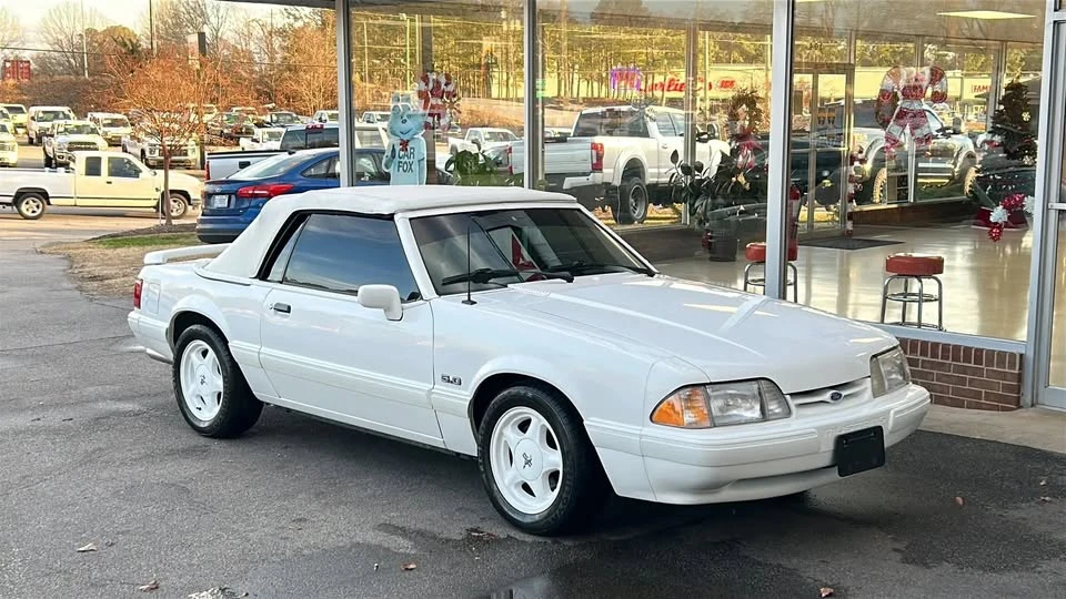 1993 Ford Mustang 3rd Gen - Image 7 of 20