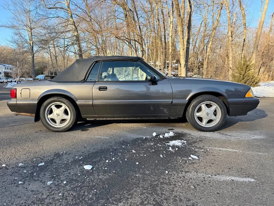 1993 Ford Mustang 3rd Gen - Image 2 of 12