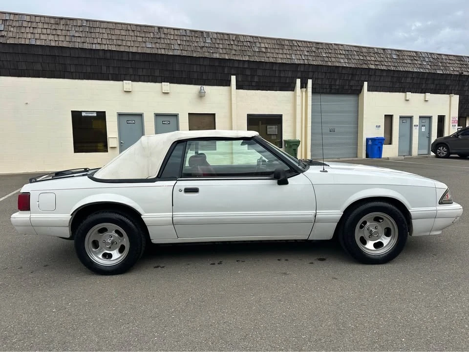 1993 Ford Mustang 3rd Gen - Image 5 of 15