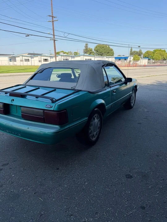 1993 Ford Mustang 3rd Gen - Image 4 of 9