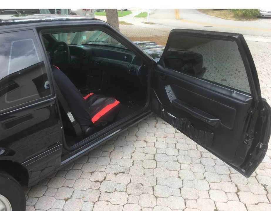 1993 Ford Mustang 3rd Gen - Image 6 of 10