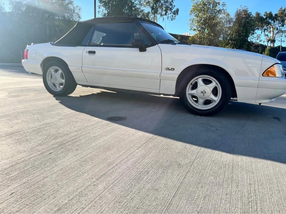 1993 Ford Mustang 3rd Gen - Image 2 of 8